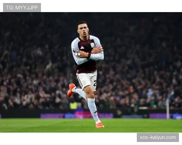 阿斯顿维拉发布伤情更新：核心中场道格拉斯-路易斯恢复合练